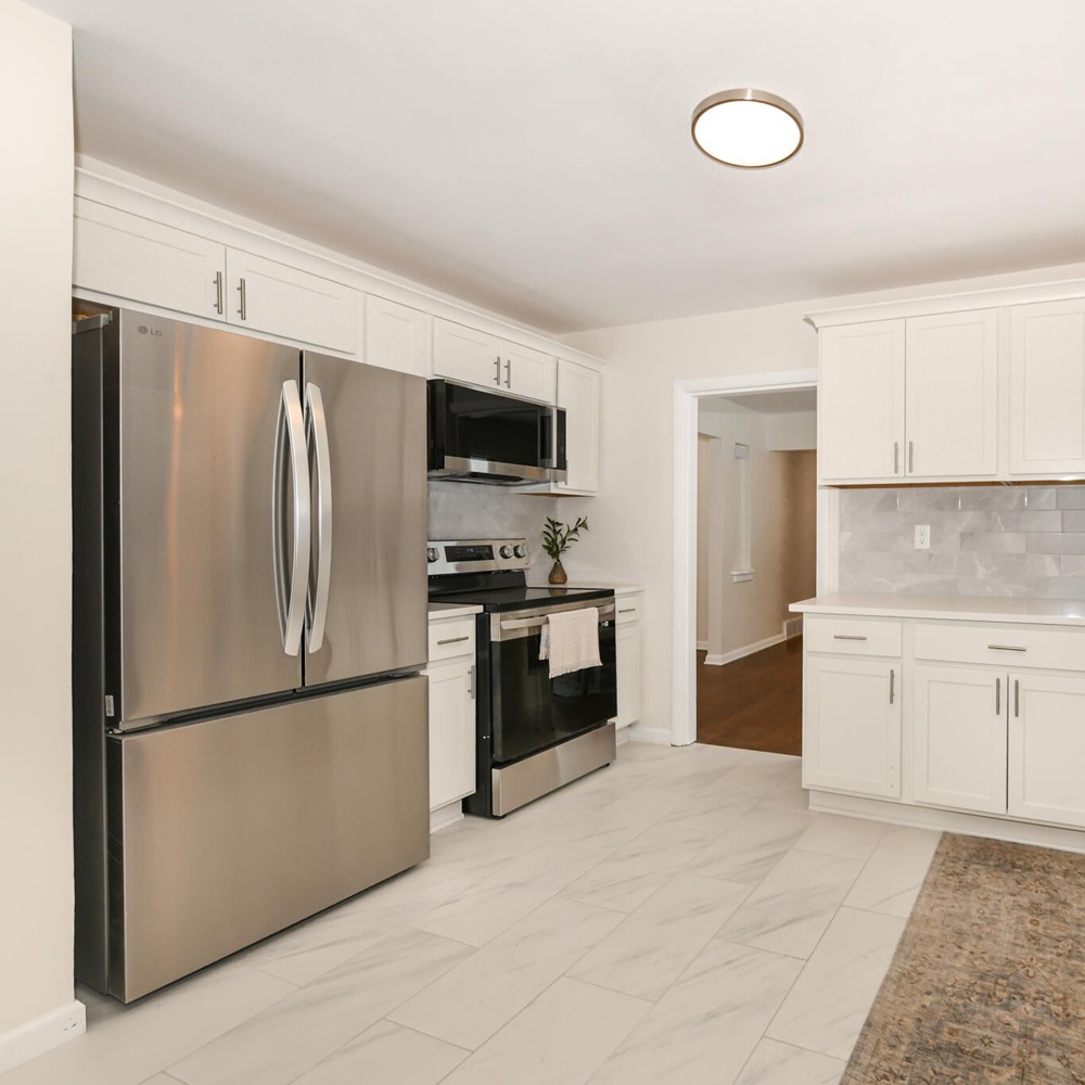 Vacant family room furnished and styled before listing photos in South Eastern Wisconsin 3