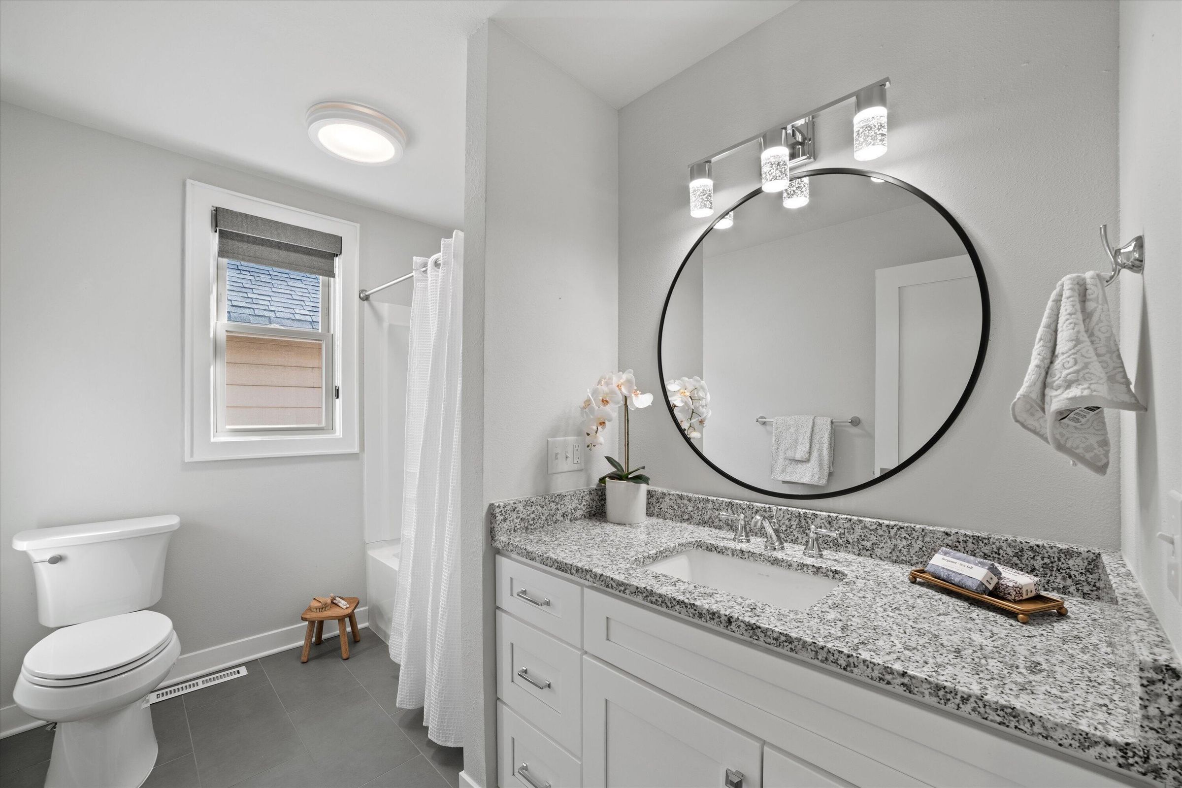 Urban listing setup designed for home staging near me in Downtown Milwaukee, WI