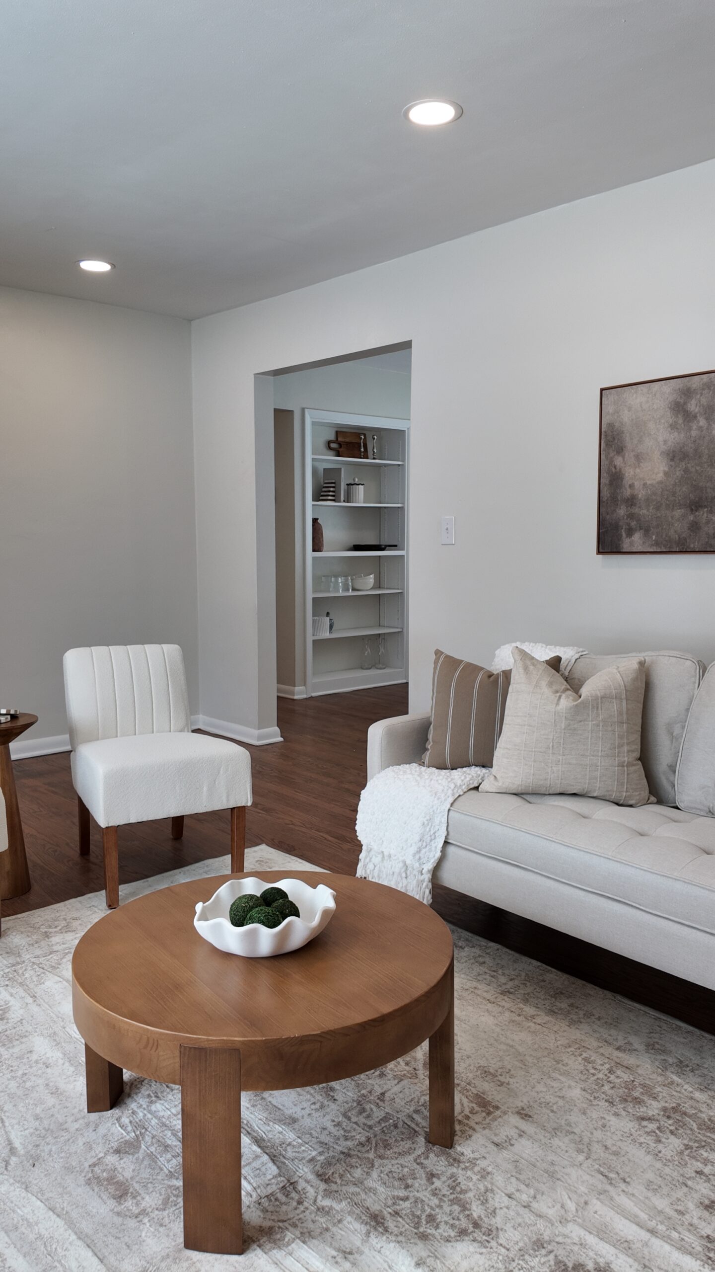 Professionally prepared listing for home staging near me in Shorewood, WI